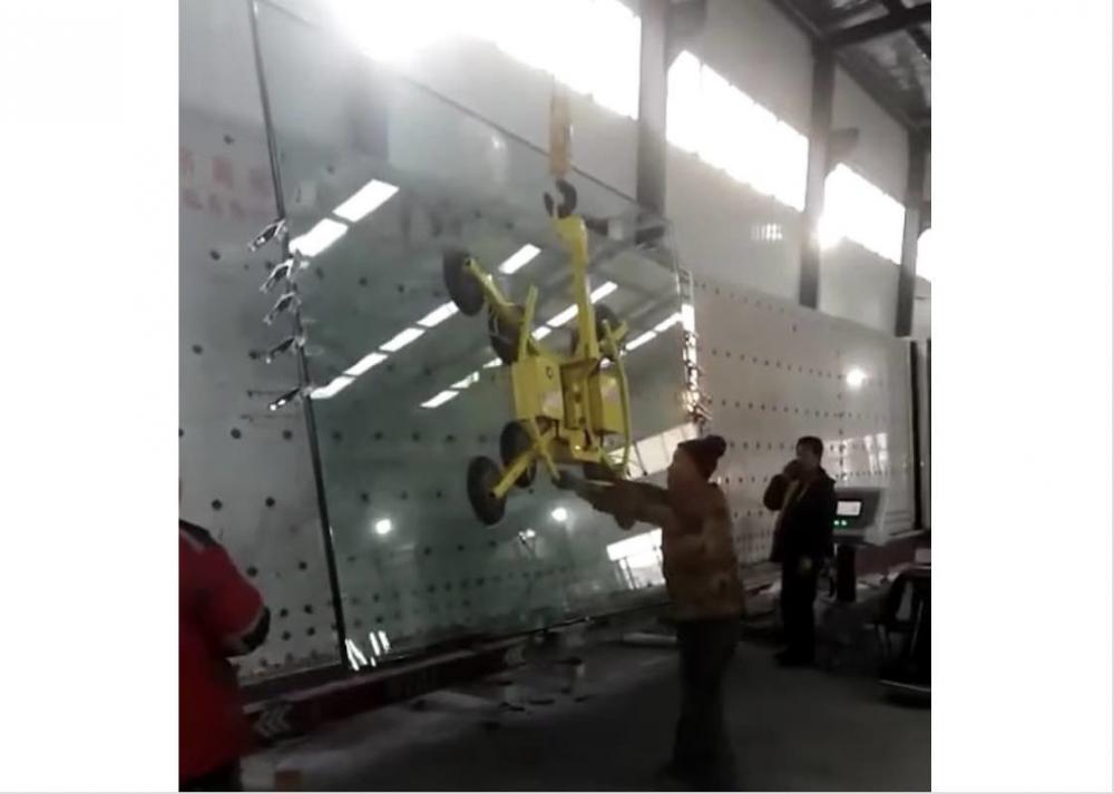 400 KG Insulating Glass Vacuum Loading Lifting Machine